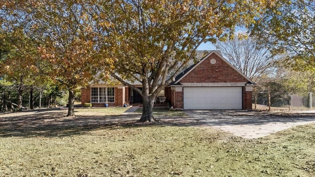 25.1 acres in Ellis County - photo 8