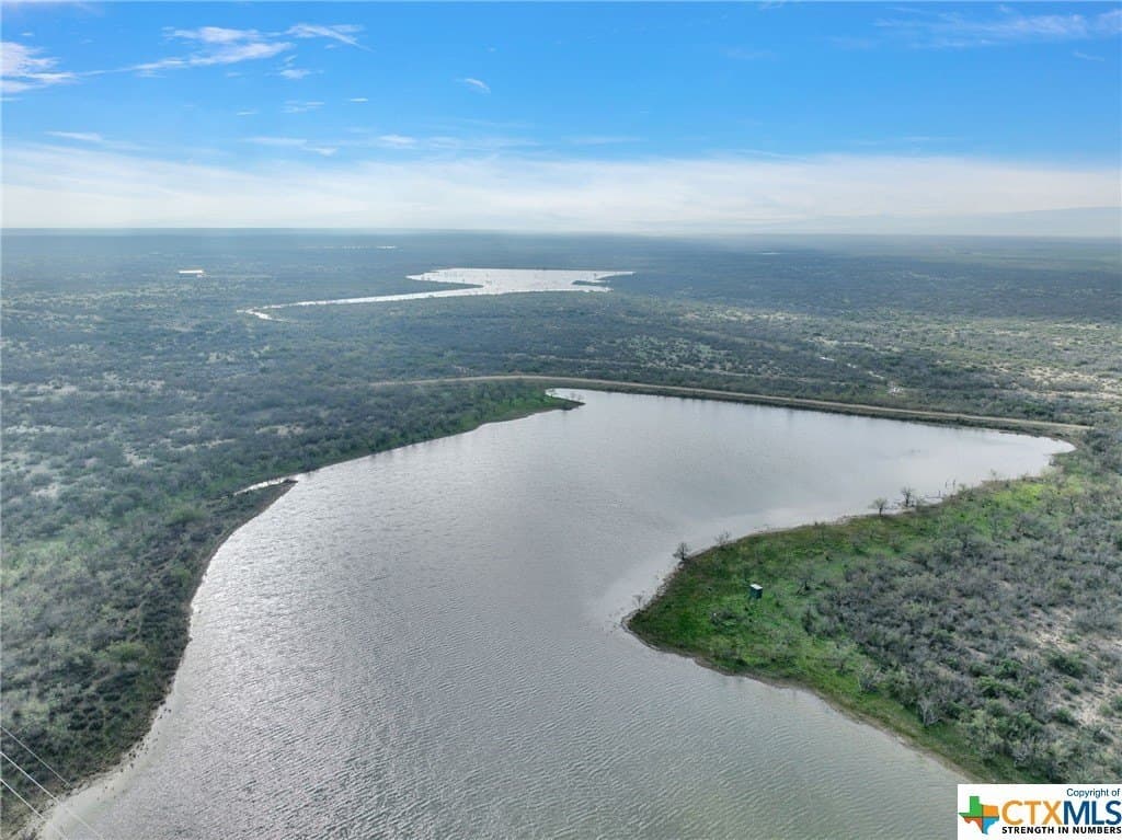 2,735.55 acres in Maverick County - photo 25