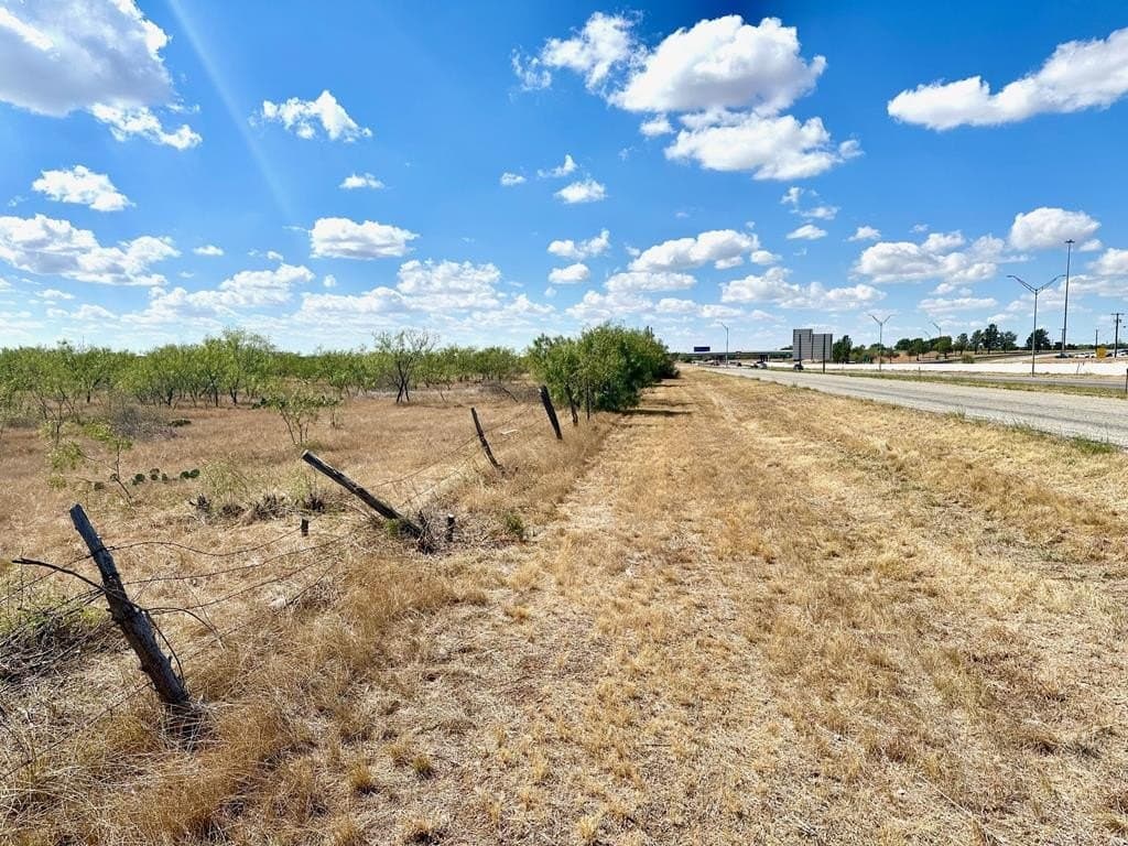 9925 S Interstate 20
