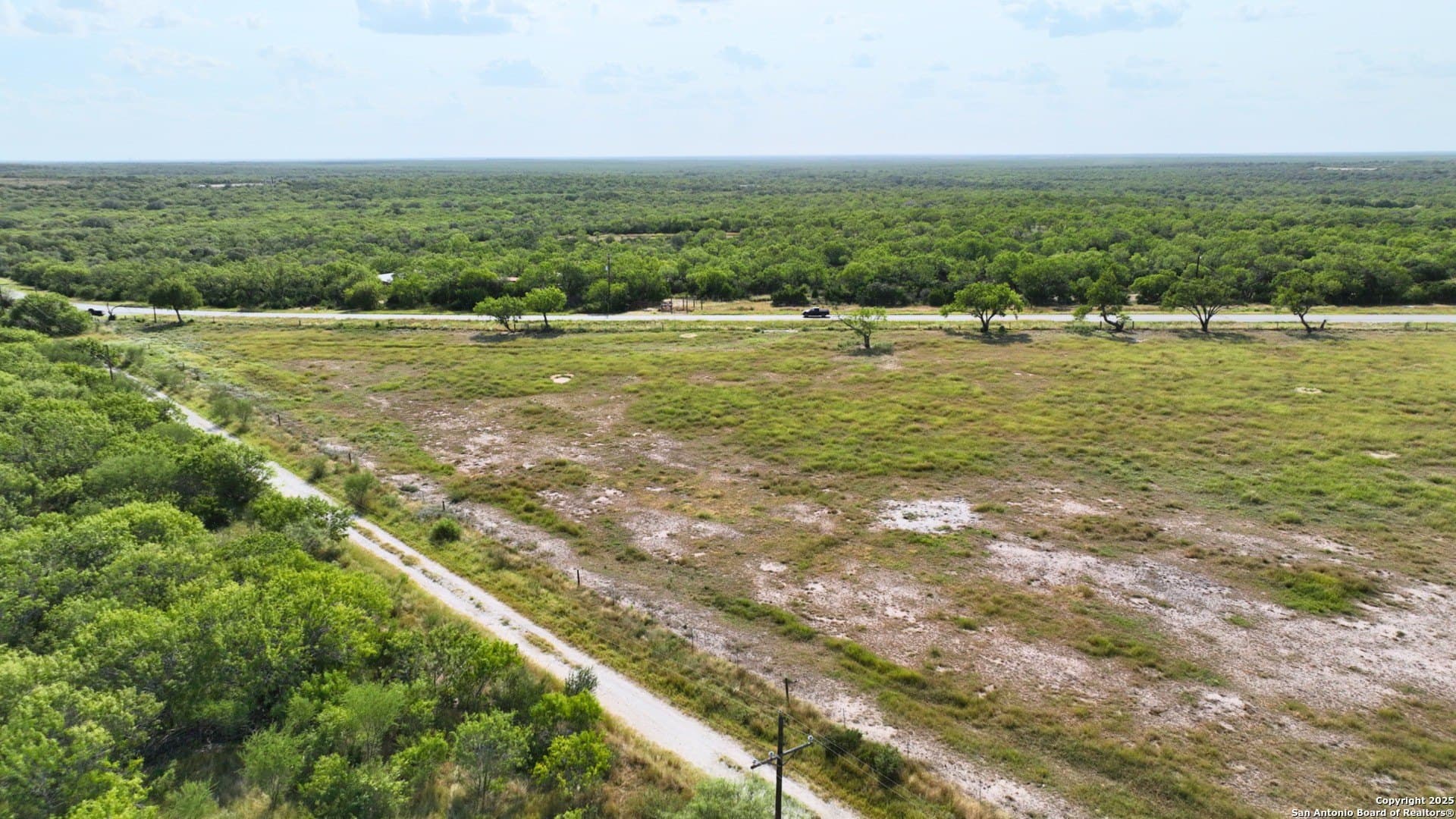 32 acres in Karnes County - photo 4