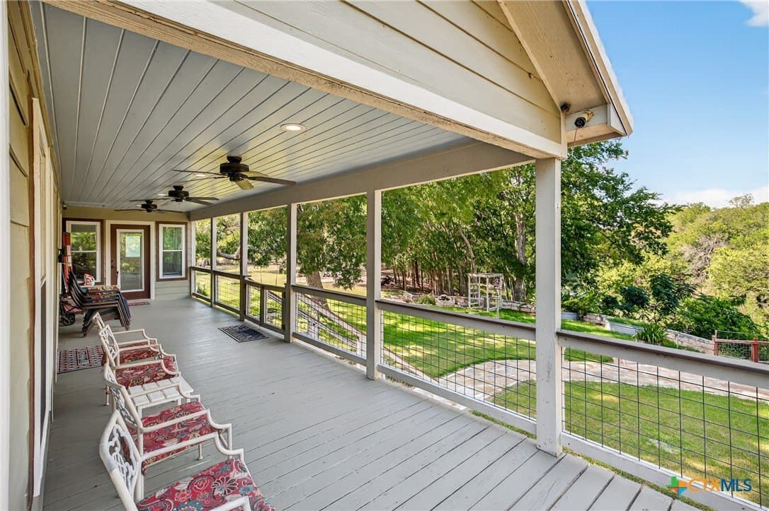 10.66 acres in Gonzales County - photo 32