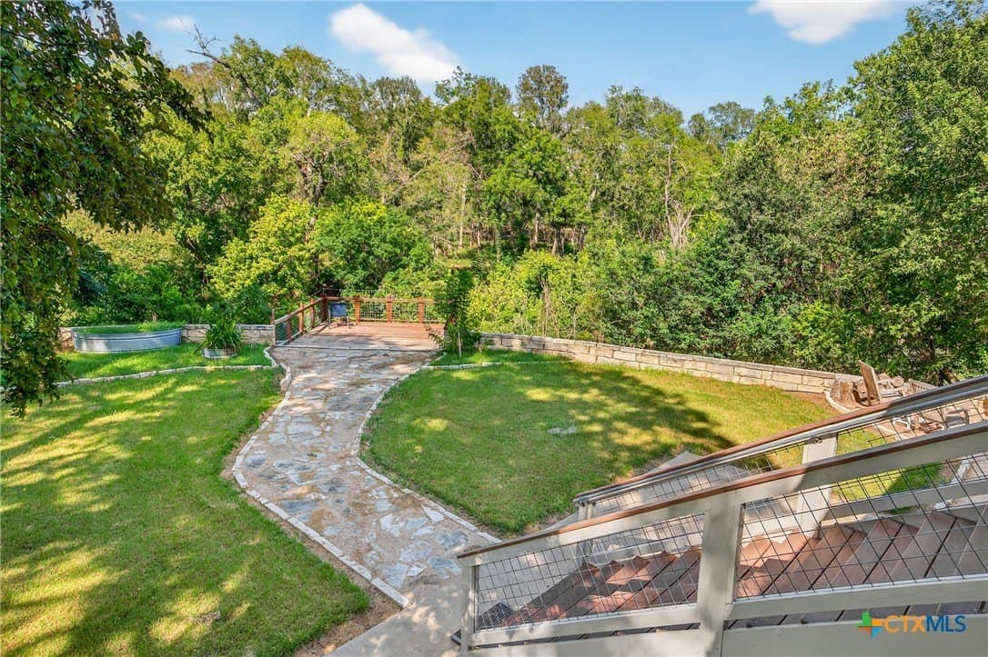 10.66 acres in Gonzales County - photo 39