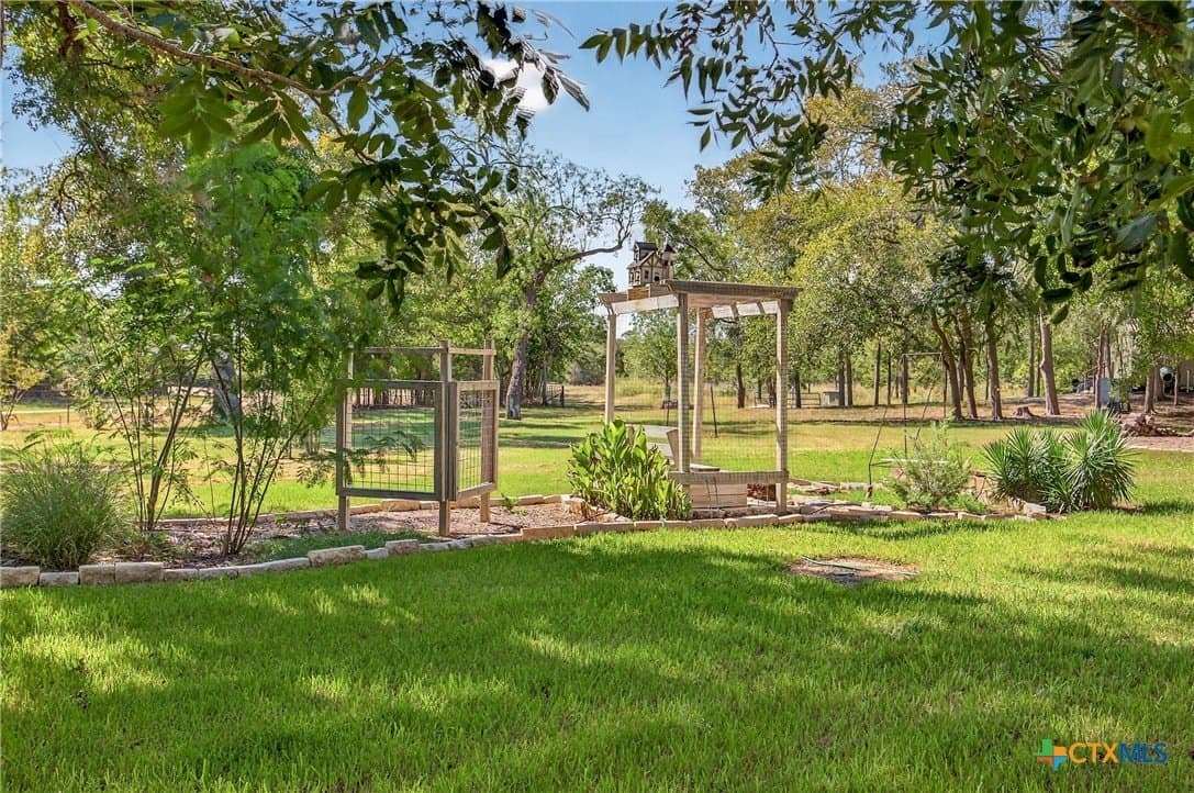 10.66 acres in Gonzales County - photo 43