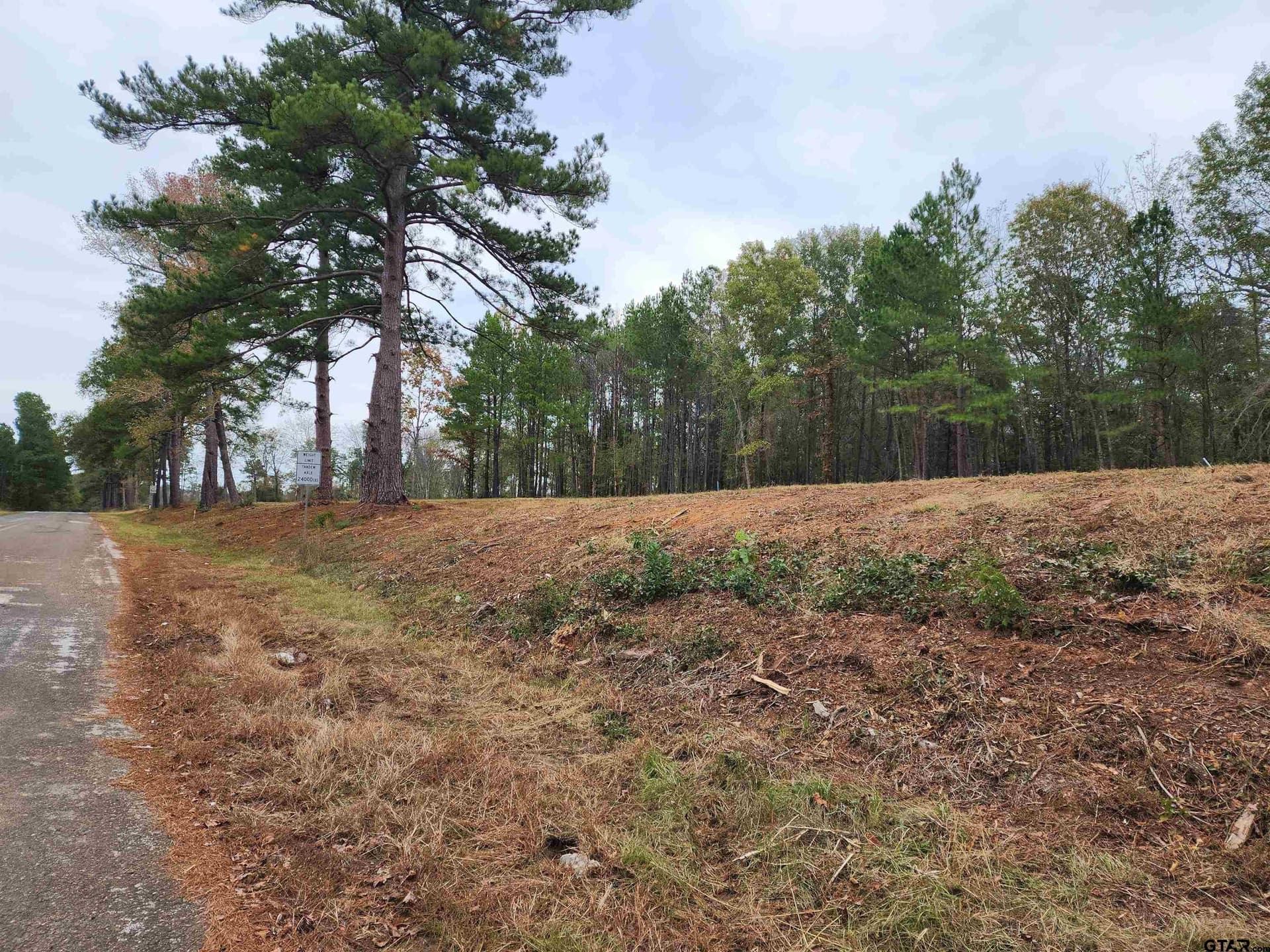 2.87 acres in Smith County - photo 3