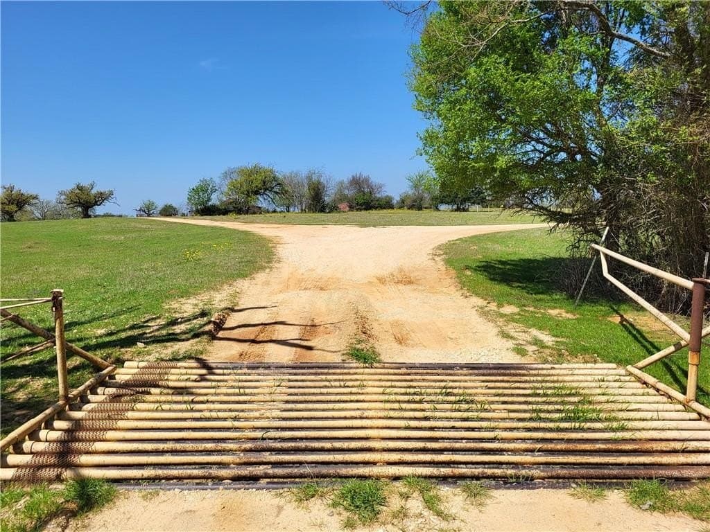 185.8 acres in Limestone County - photo 7
