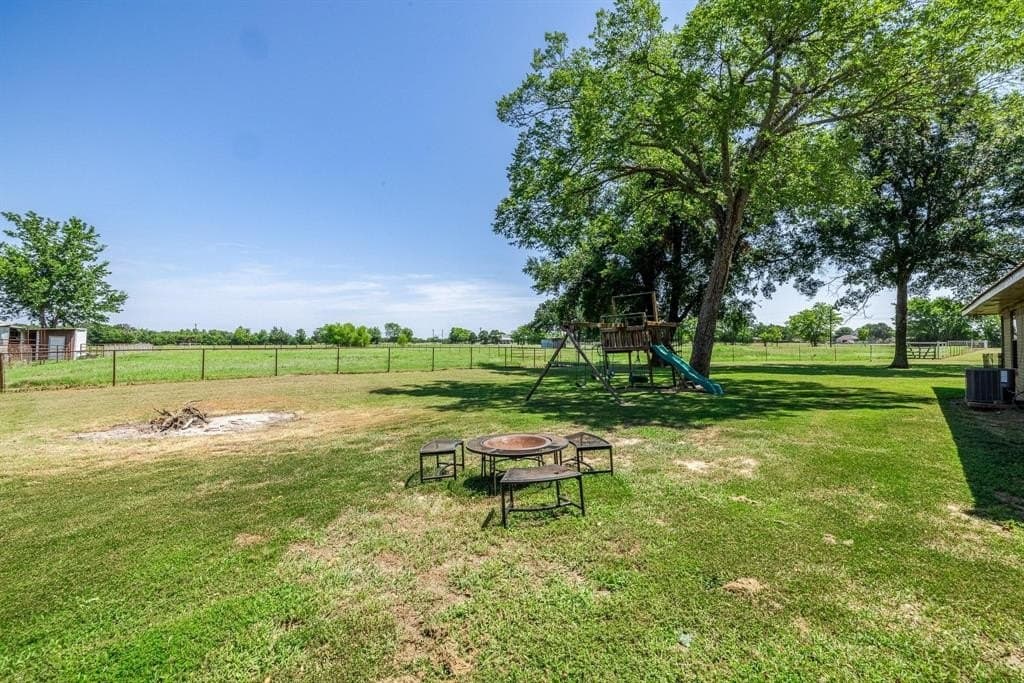 17.95 acres in Hunt County - photo 22