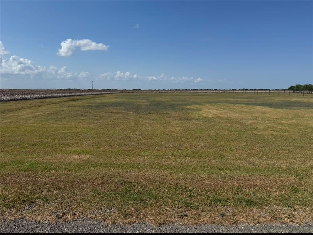 2 acres in Nueces County - photo 2