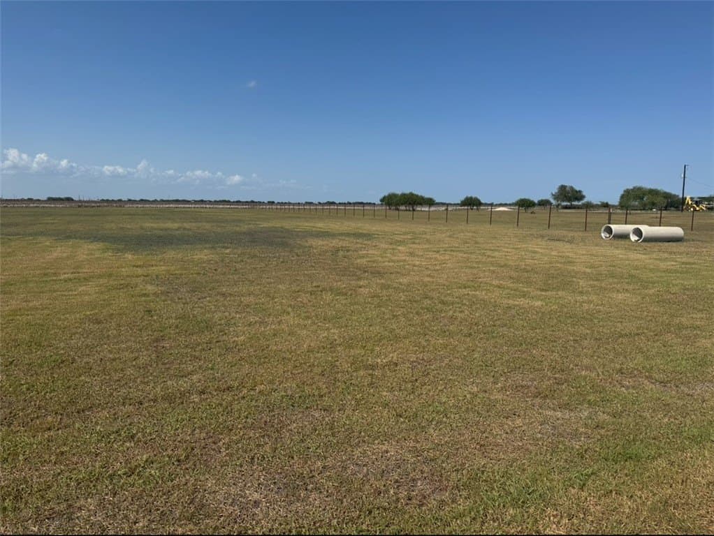 2 acres in Nueces County - photo 7