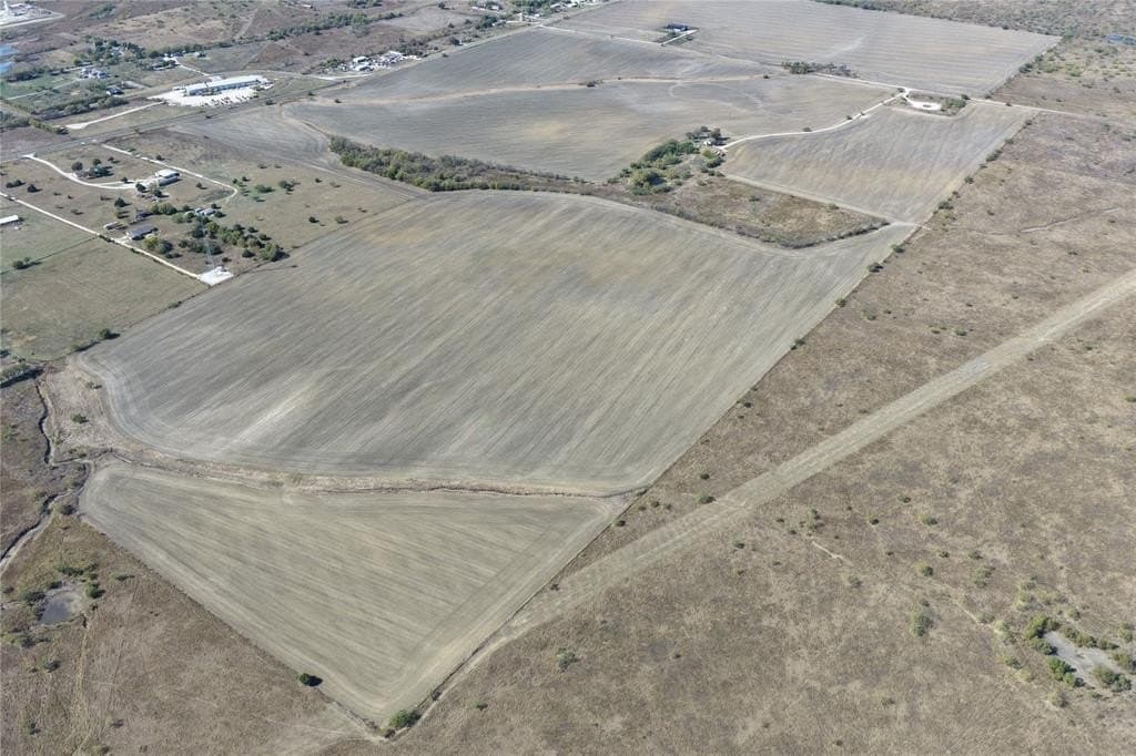 290 acres in Ellis County - photo 2