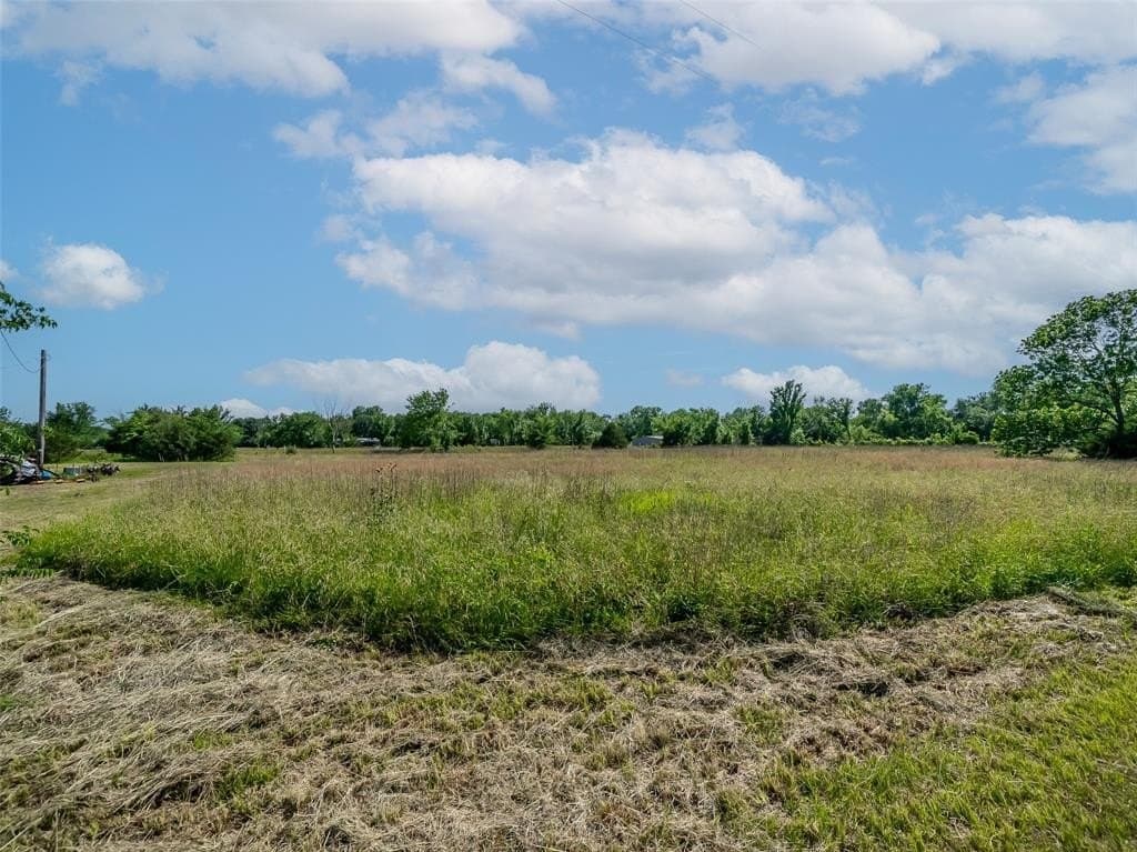 1.95 acres in Lamar County - photo 9