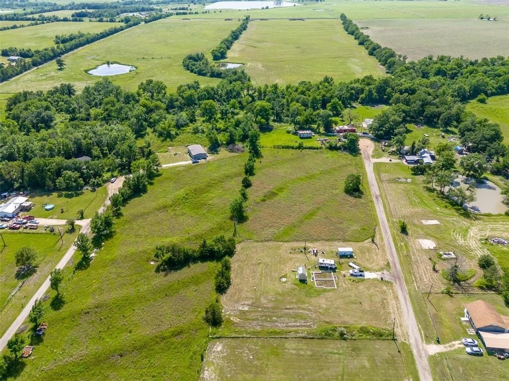 1.95 acres in Lamar County - photo 14