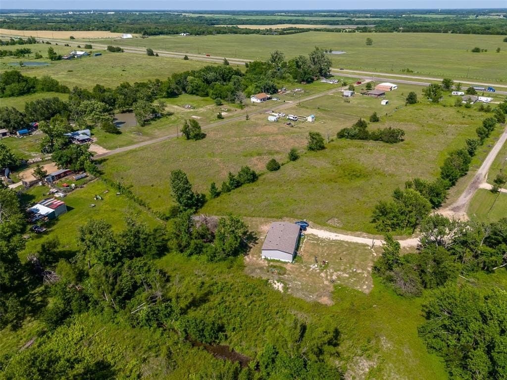 1.95 acres in Lamar County - photo 31