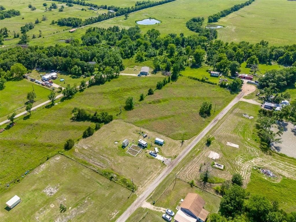1.95 acres in Lamar County - photo 15