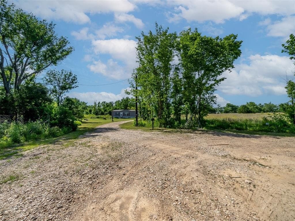 1.95 acres in Lamar County - photo 5