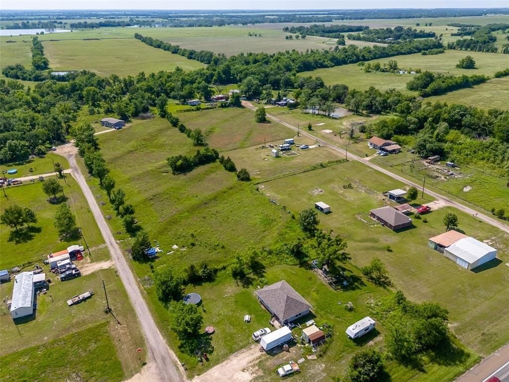 1.95 acres in Lamar County - photo 20