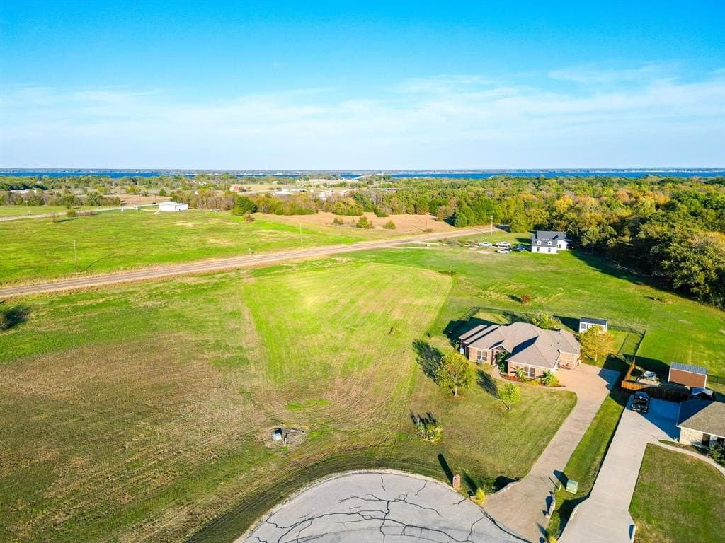 1.47 acres in Navarro County - photo 13