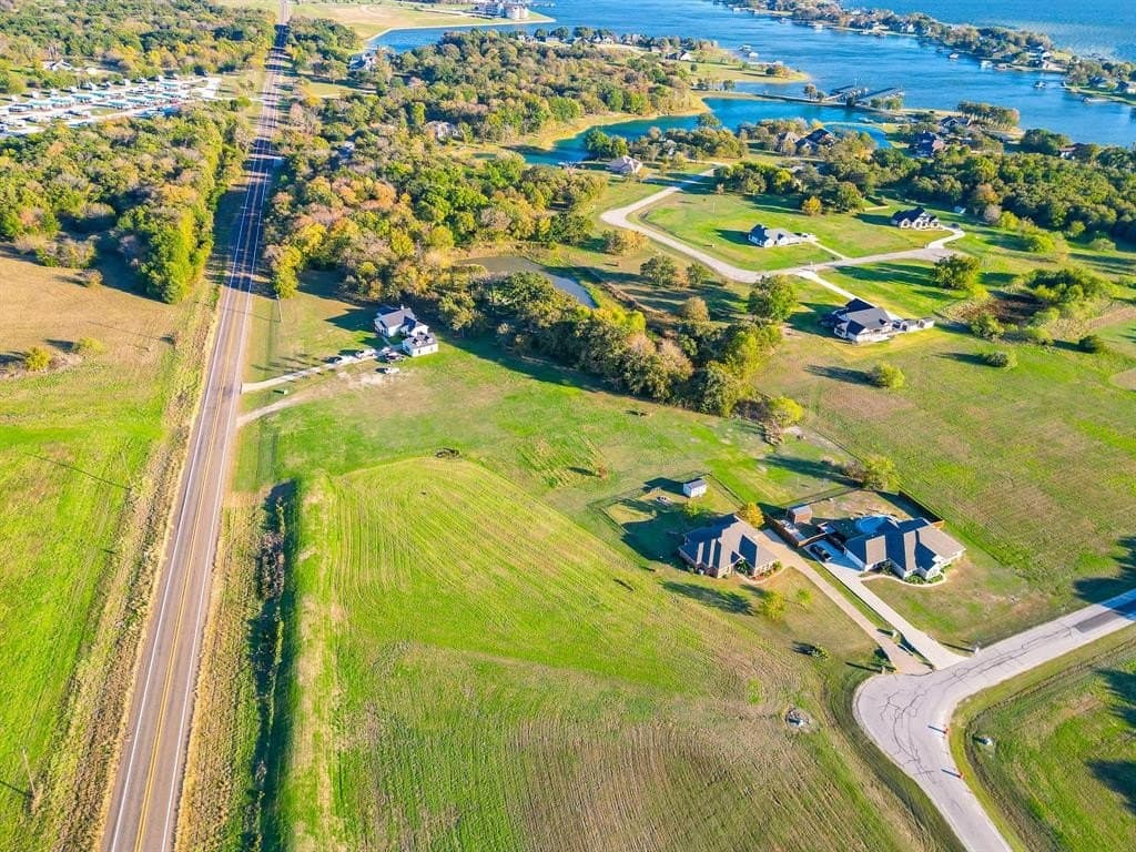 1.47 acres in Navarro County - photo 9