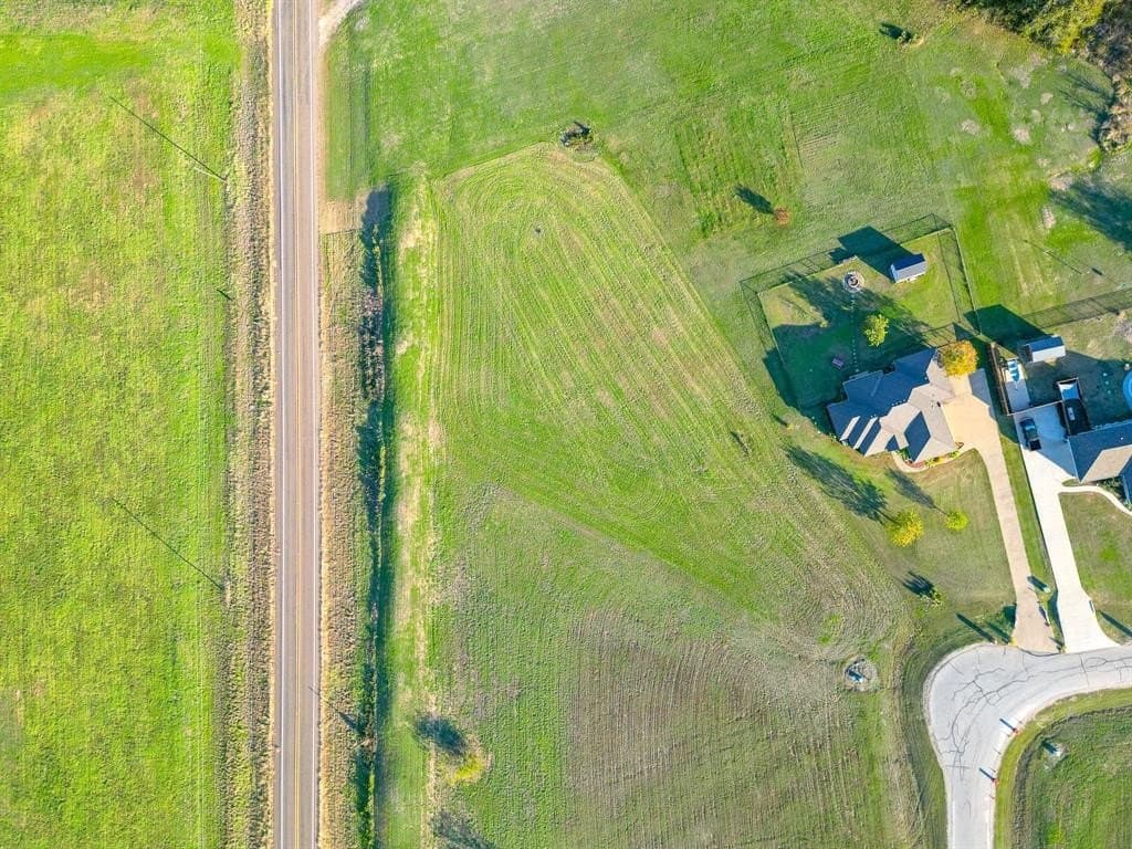 1.47 acres in Navarro County - photo 11