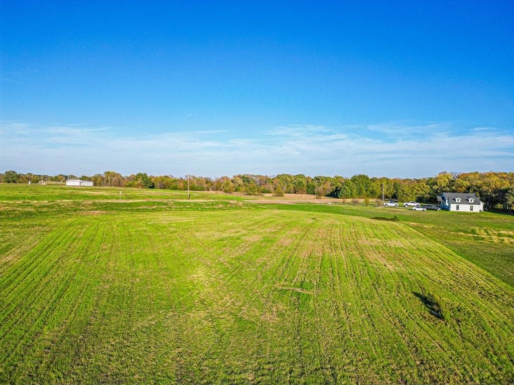 1.47 acres in Navarro County - photo 22
