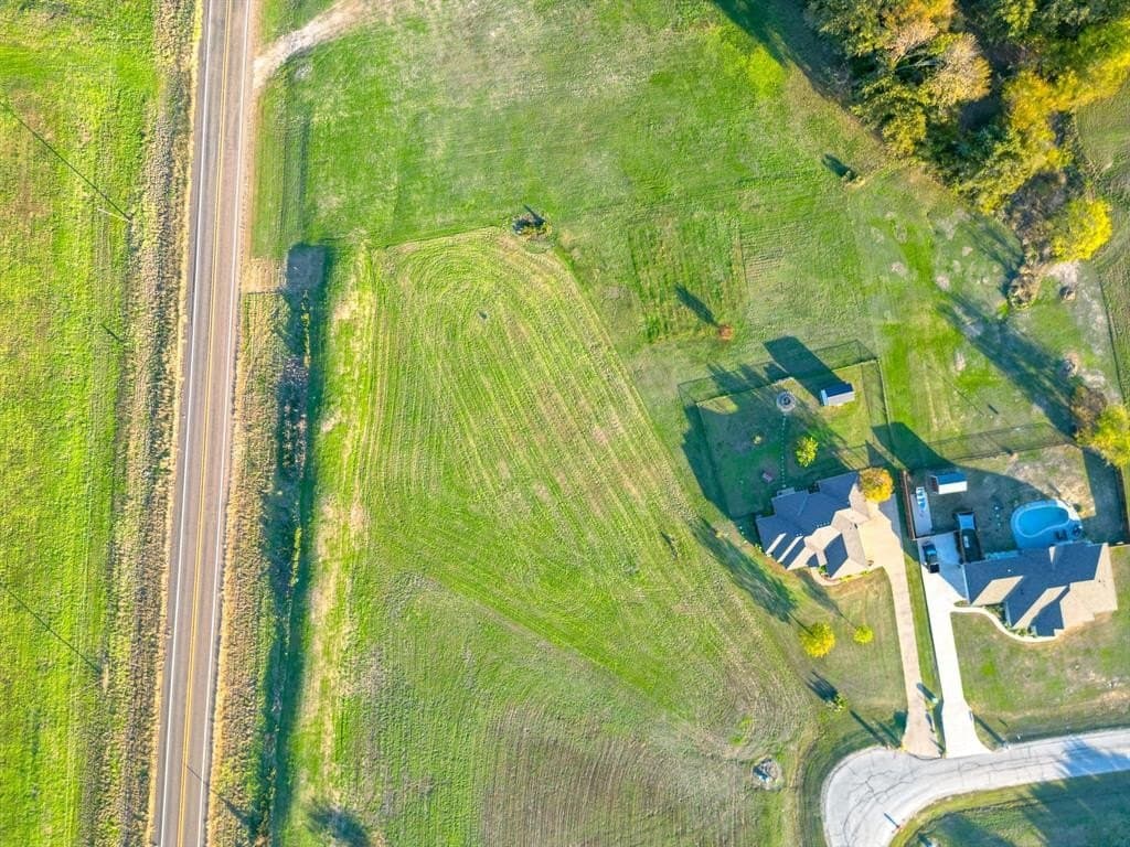 1.47 acres in Navarro County - photo 12