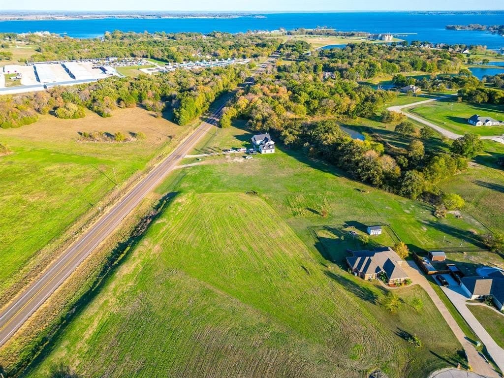 1.47 acres in Navarro County - photo 15