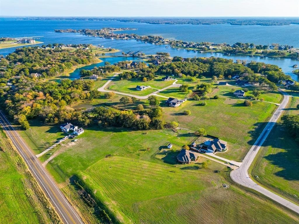 1.47 acres in Navarro County - photo 2