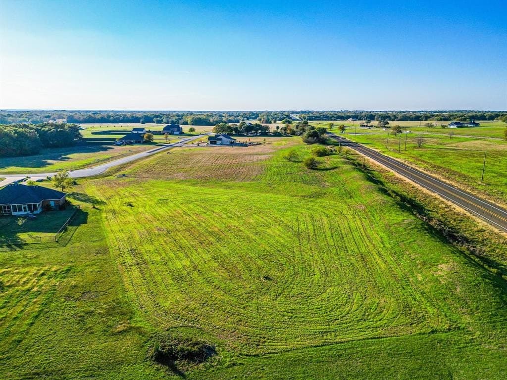1.47 acres in Navarro County - photo 23