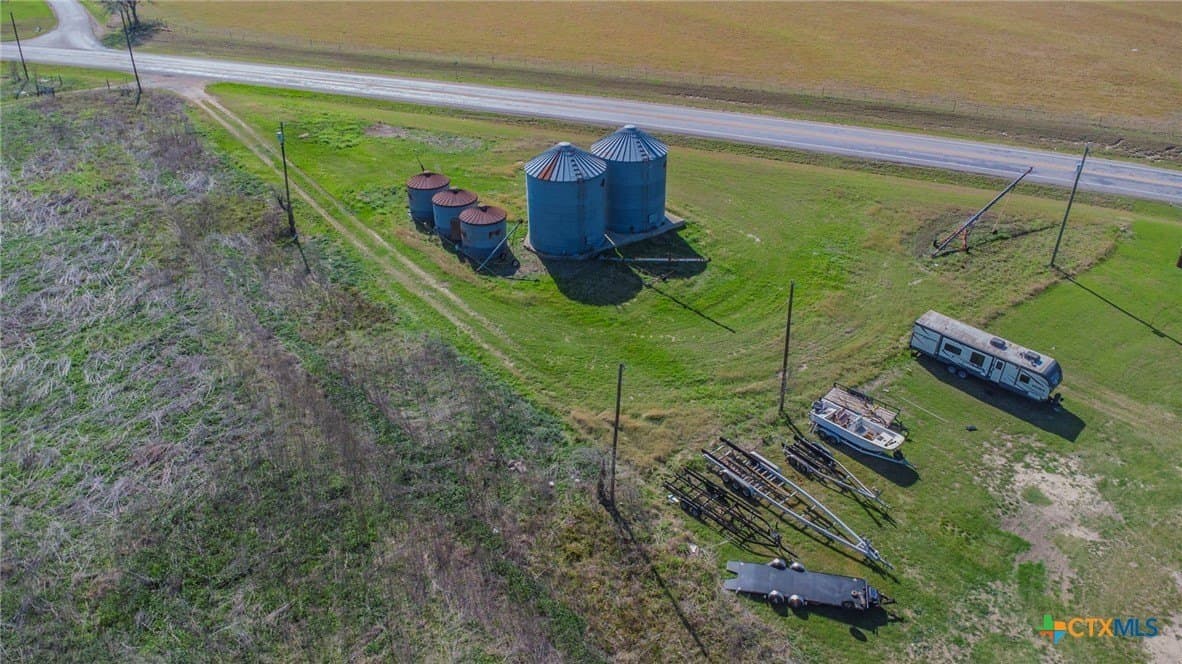 0.8 acres in Bell County - photo 4