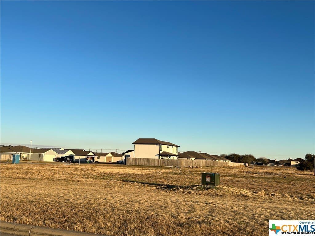 8.68 acres in Victoria County - photo 5
