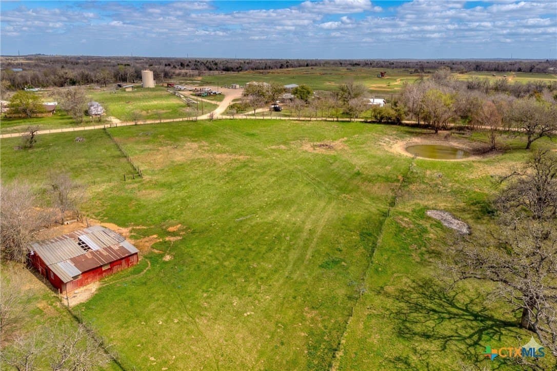 11.08 acres in Milam County - photo 4