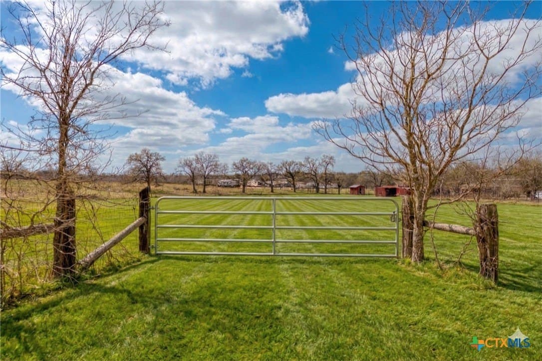 11.08 acres in Milam County - photo 9