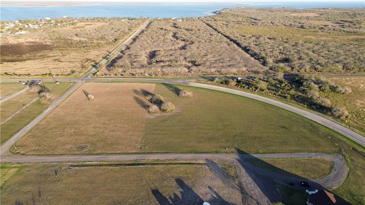 2.62 acres in Kleberg County - photo 2