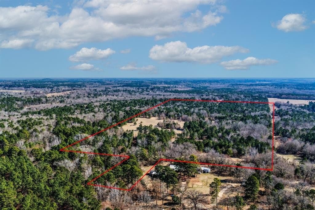 101 acres in Smith County - photo 4