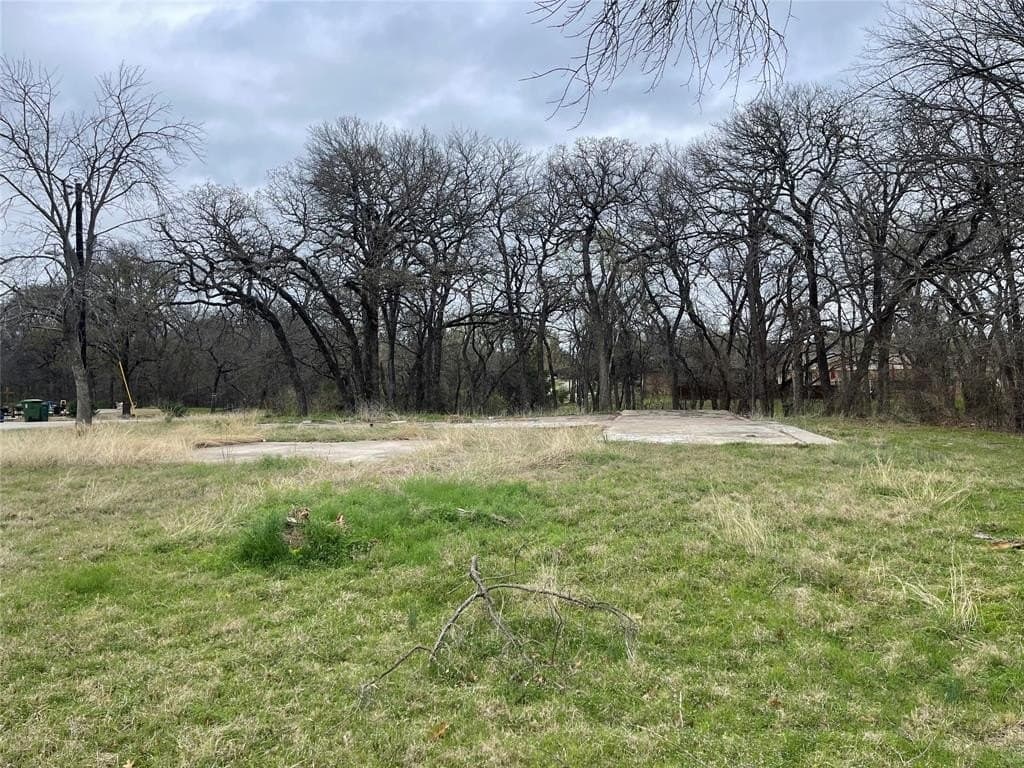 0.35 acres in Denton County - photo 7