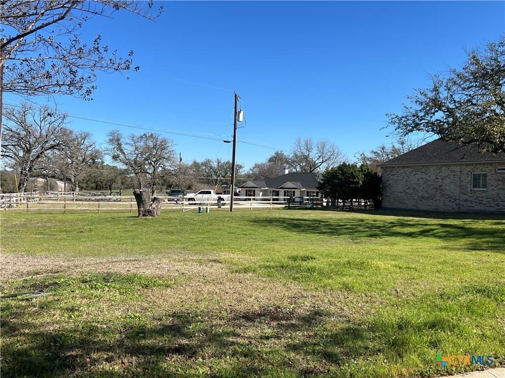 0.14 acres in Bell County - photo 4