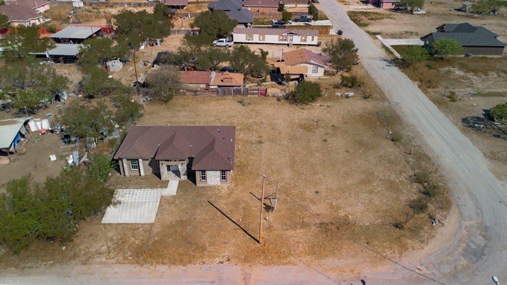 9,000 acres in Maverick County - photo 58