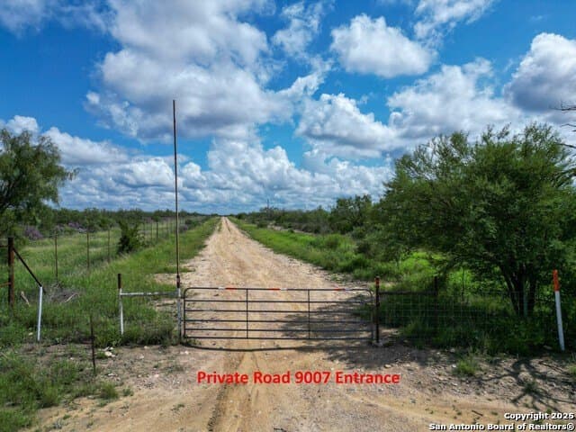 100 acres in Kinney County - photo 9