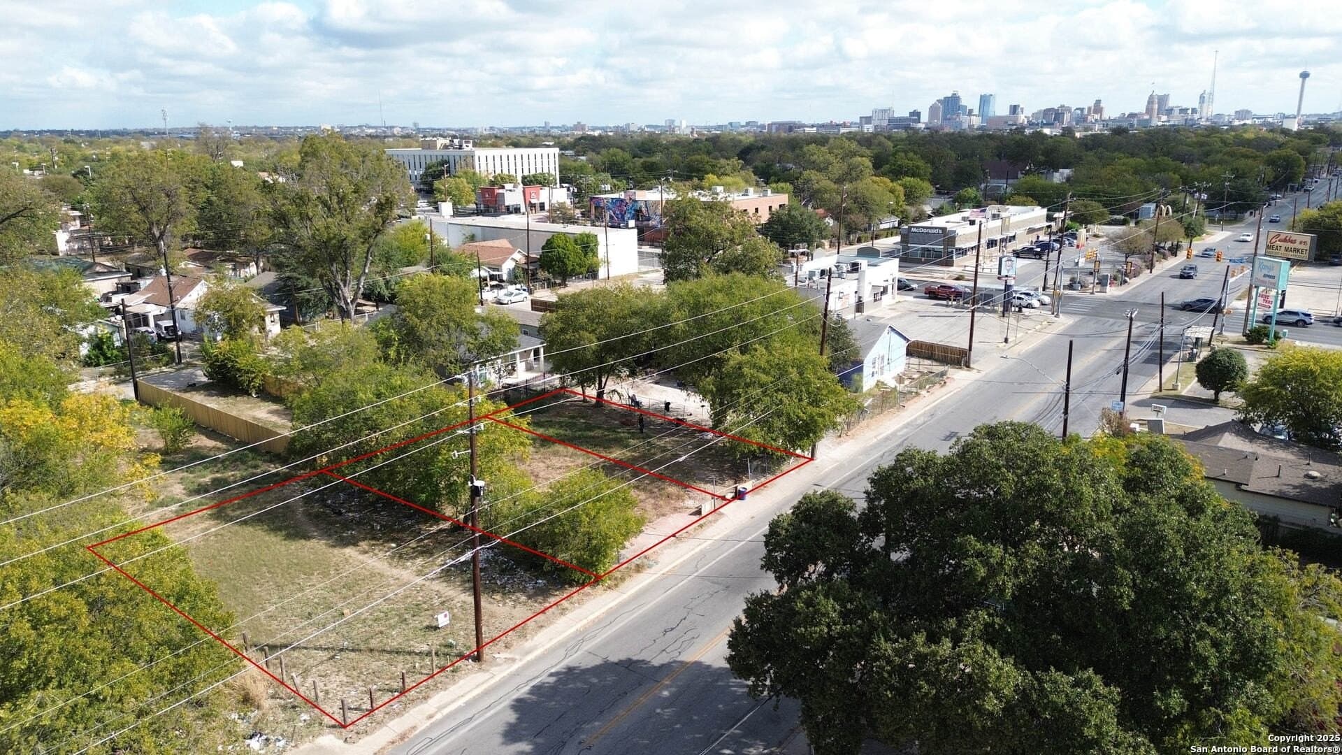 3 LOTS ON Guadalupe St
