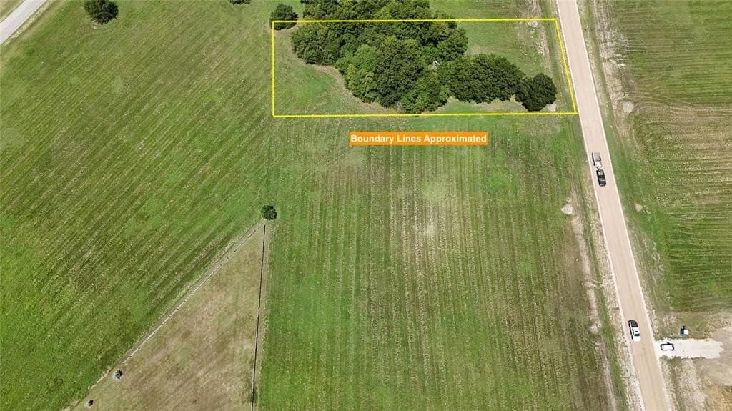 1.02 acres in Navarro County - photo 18
