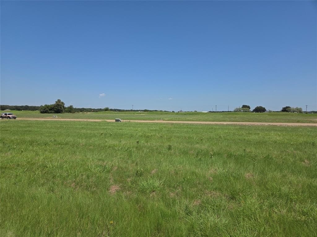 1.02 acres in Navarro County - photo 21