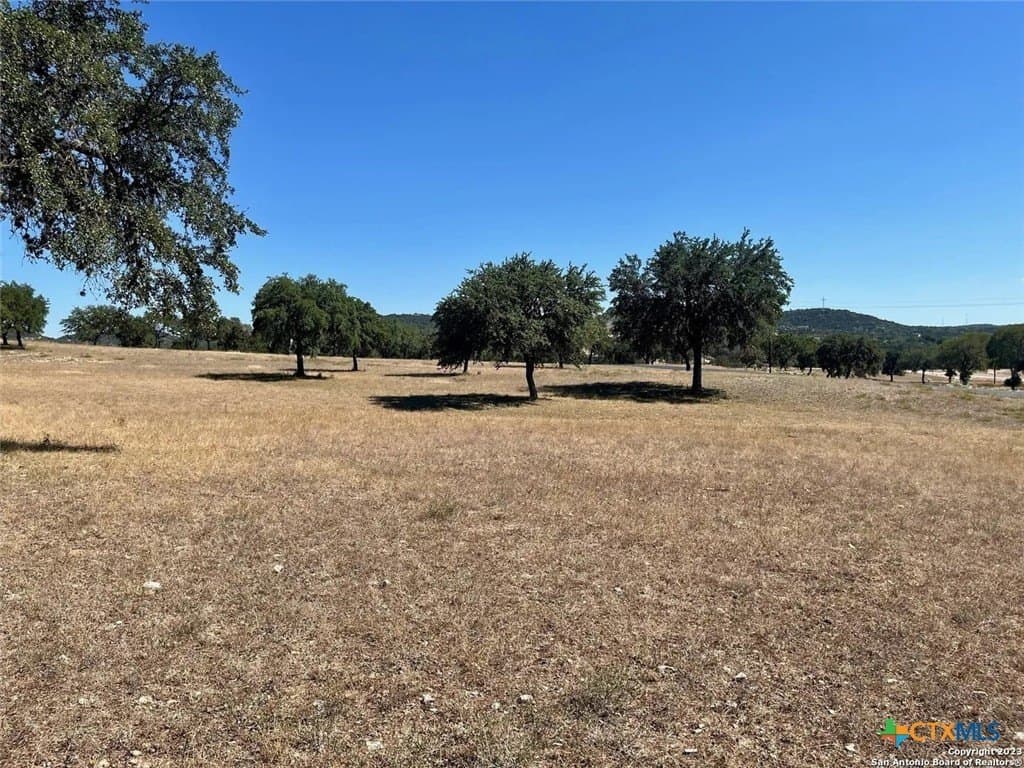 5.02 acres in Bandera County - photo 5