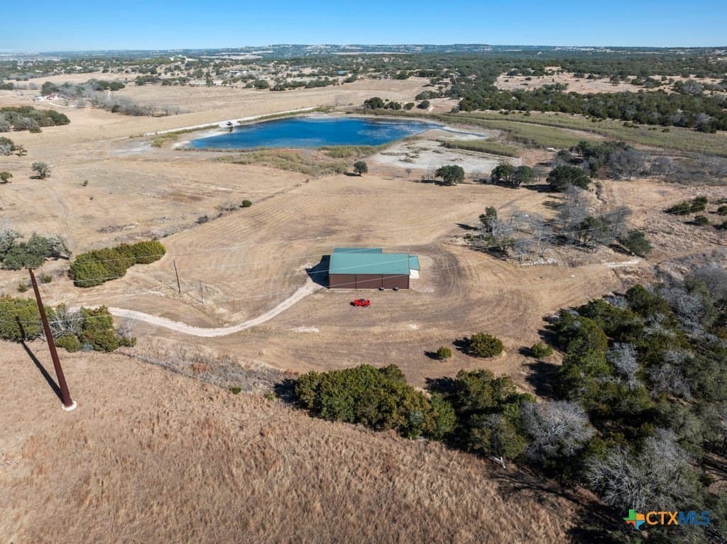56.27 acres in Gillespie County - photo 6