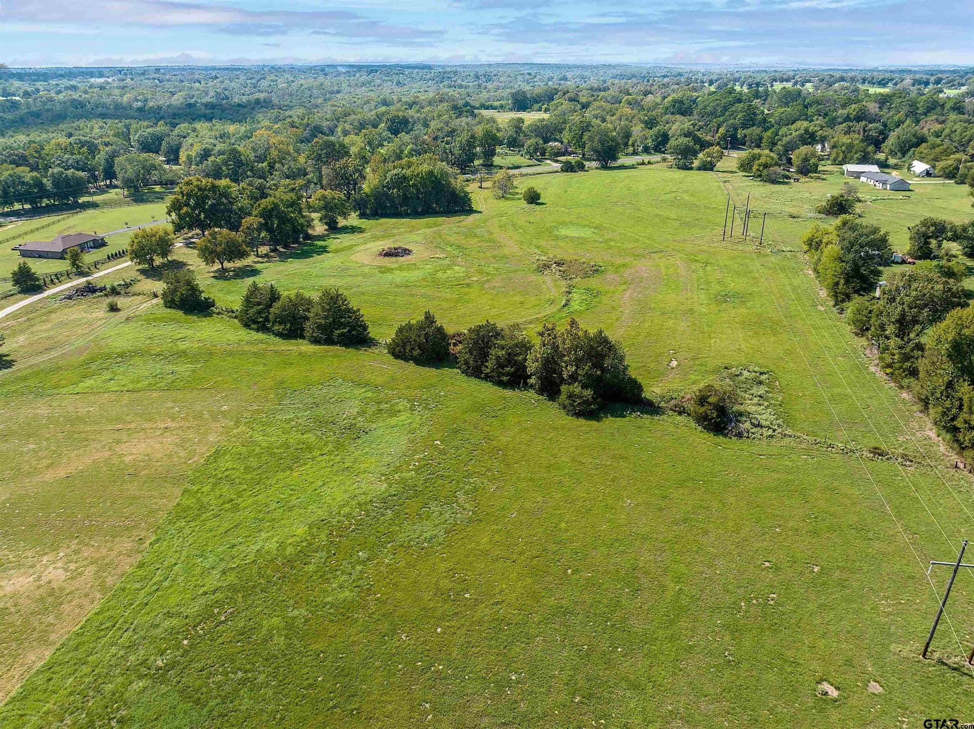 23.88 acres in Smith County - photo 2