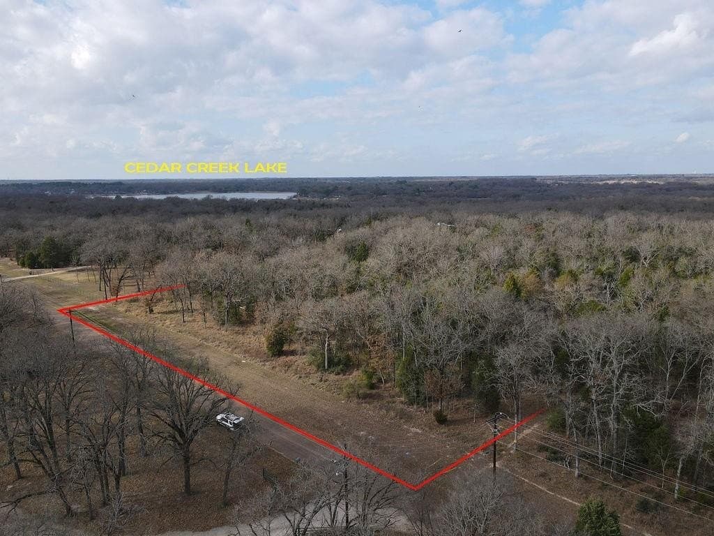 10 acres in Henderson County - photo 6
