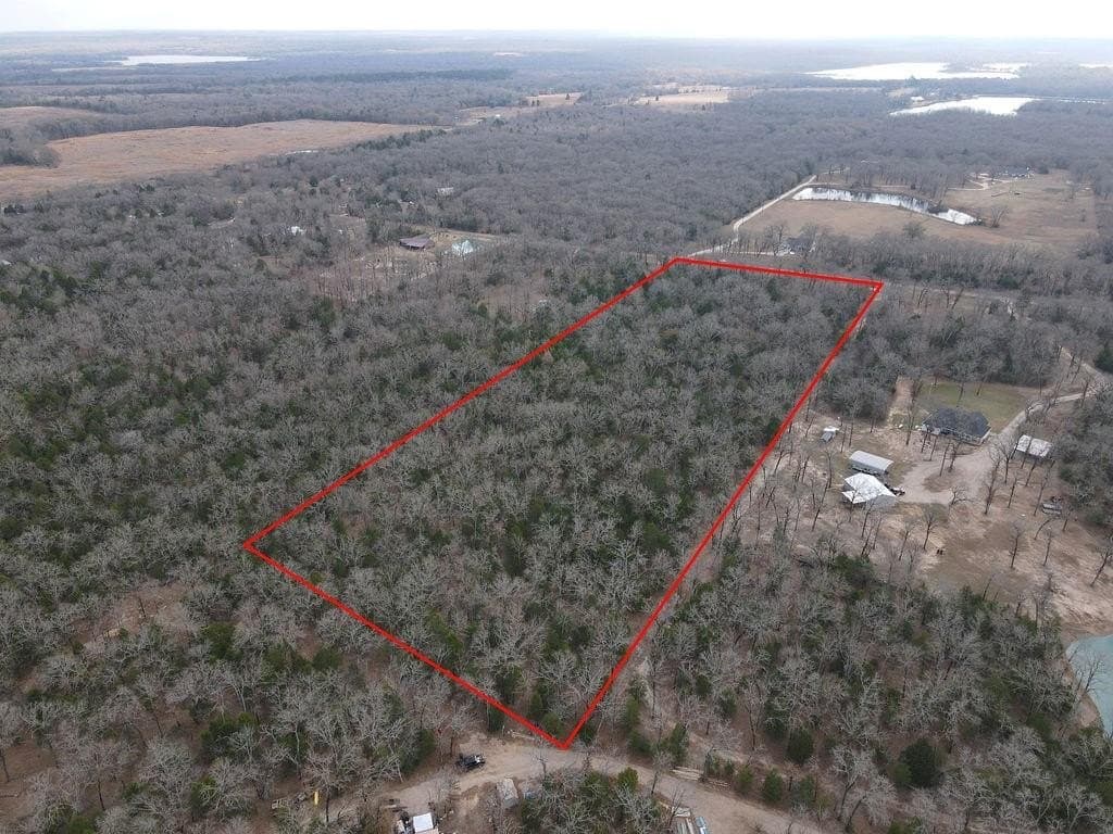 10 acres in Henderson County - photo 9