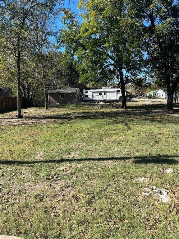0.21 acres in Hopkins County - photo 9