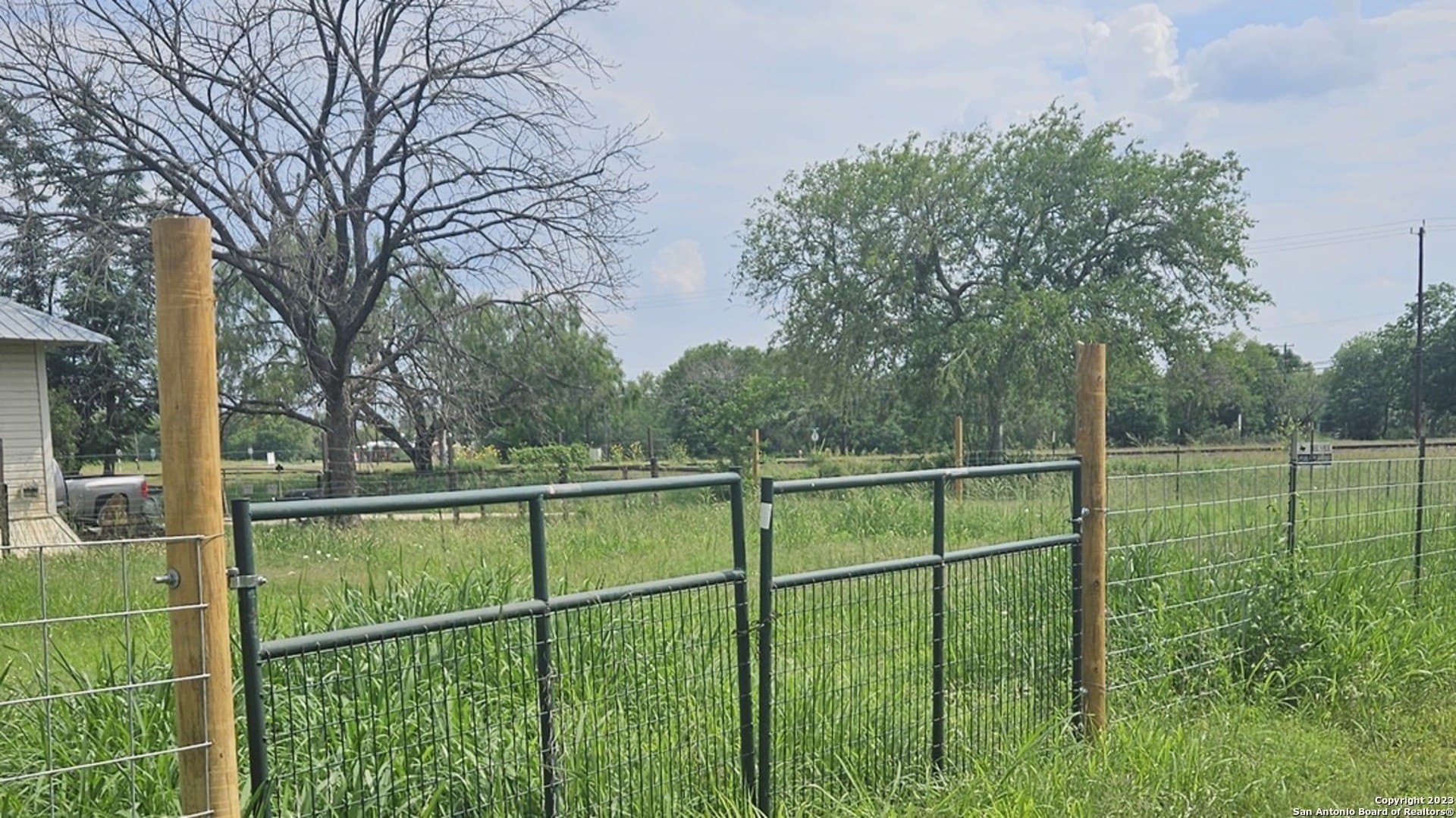 0.17 acres in Bexar County - photo 4