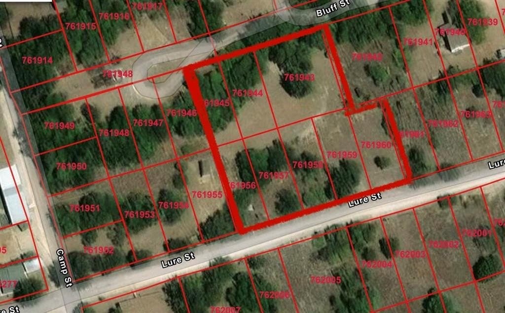 0.82 acres in Wise County - photo 18