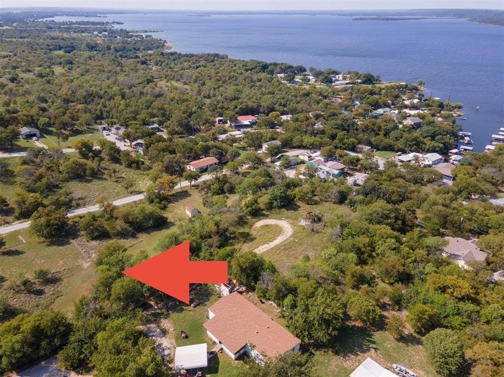 0.82 acres in Wise County - photo 12