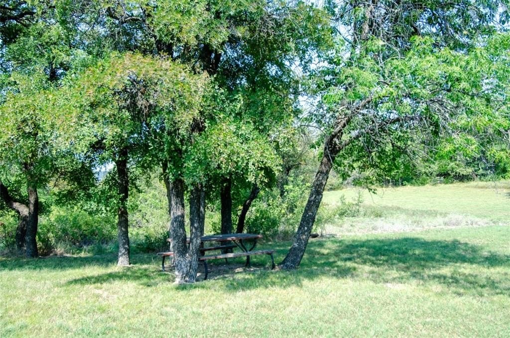 0.82 acres in Wise County - photo 5